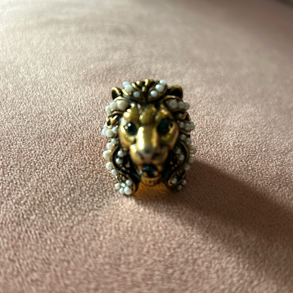 Gucci Lion Head Ring - Picture 1 of 4
